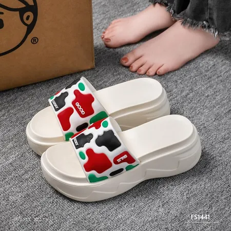 Varella Grove Women's Slippers