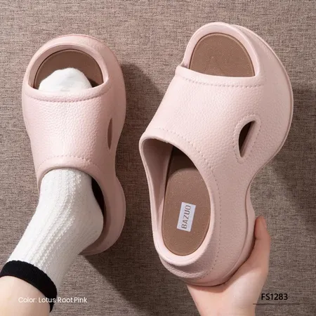 Marvelle Isle Women's Slippers