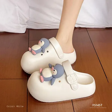 Larelle Grove Women's Slippers