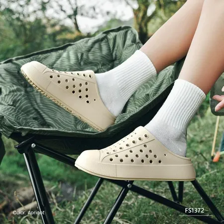 Dovina Bloom Women's Slippers