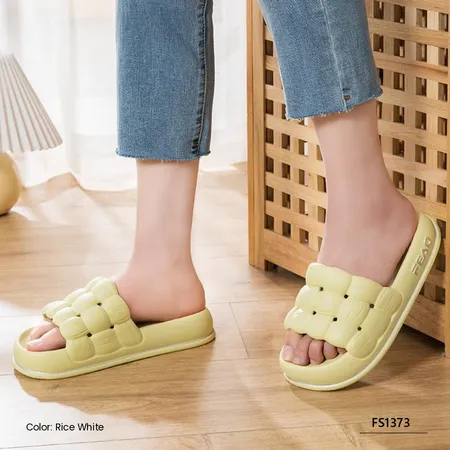 Elvina Lane Women's Slippers