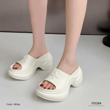 Pavelle Tide Women's Slippers