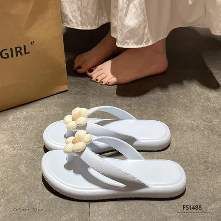 Quavelle Ridge Women's Slippers