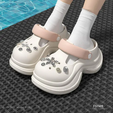 Lunessa Sands Women's Slippers