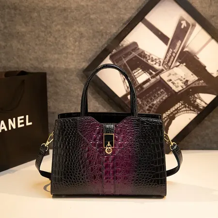 Luxe Women Casual Day Uses Bag