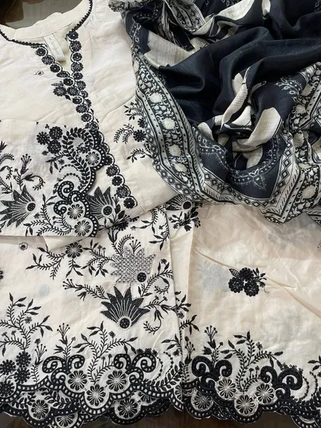 Pakistani Original Bin Saeed Luxury Jacquard Stitched 3Pcs _ Beige