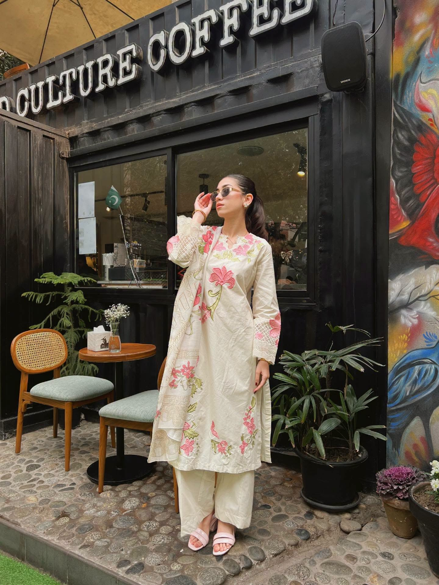 Original Pakistani Sahiba's By Mirza Embroidered Stitched Lawn 3Pc _ Ivory 
