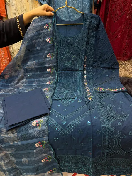 Long-Length Swizz Cotton Ensemble with Decorative Detailing