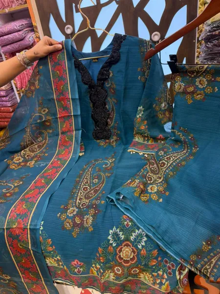 Elegant Georgette Palazzo Set with Decorative Panel Work