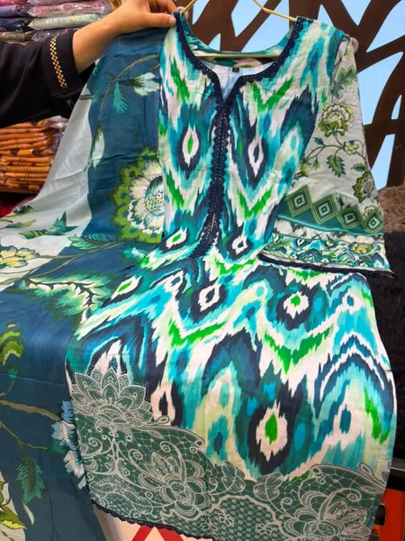 Teal & Emerald Ikat Printed Swiss Lawn Three-Piece Suit Set