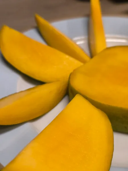 সাতক্ষীরার ফরমালিনমুক্ত গোবিন্দভোগ আম