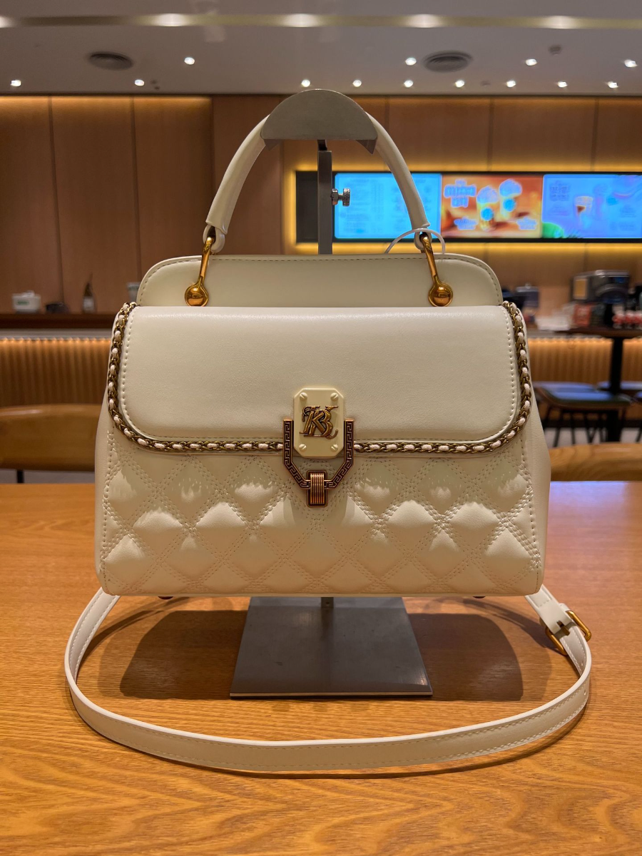  Large-Capacity Shoulder Crossbody Bag