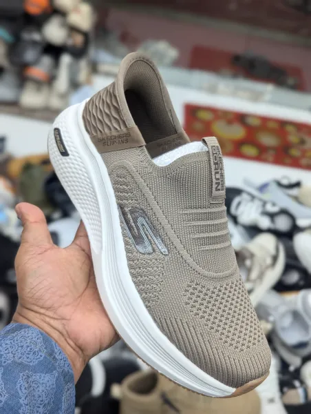 Skechers Slip-Ins GORUN & Mesh Comfort Series 