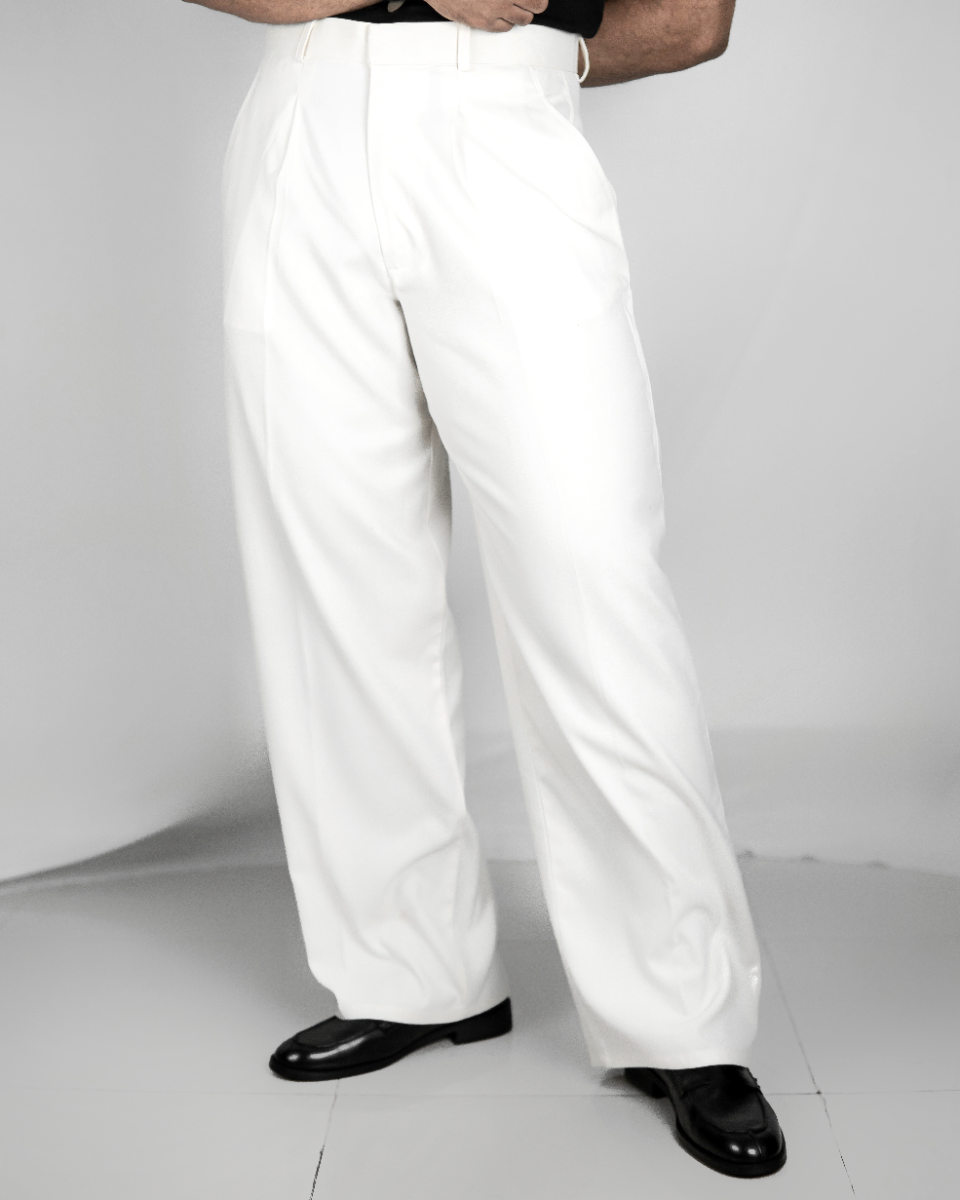 Basics Highwaisted Pleated Pants In Retro White