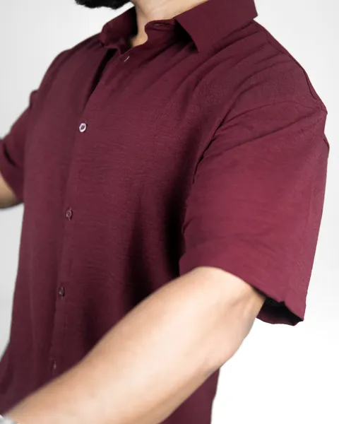 Basics Resort Shirts In Maroon