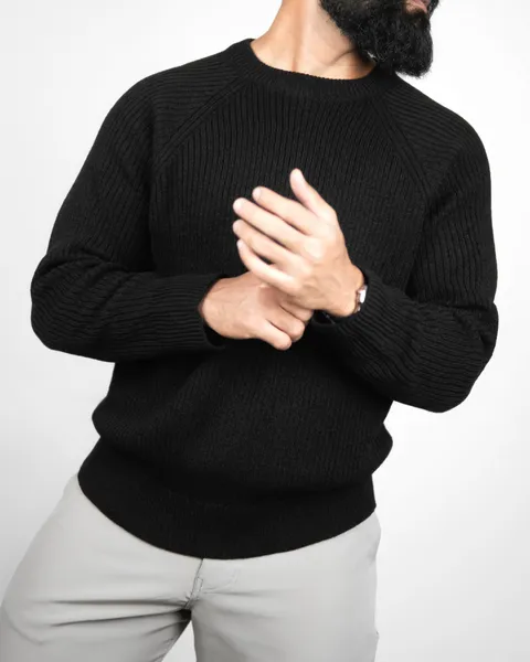 Basics Knitted Jumper in Black