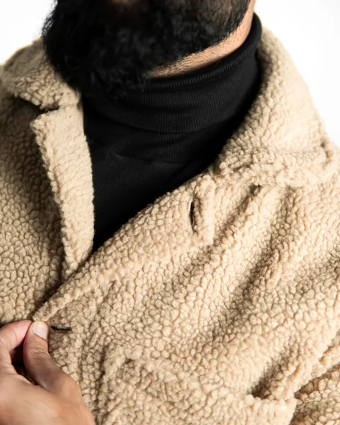 Basics Sherpa Jacket V4 in Beige Colourway