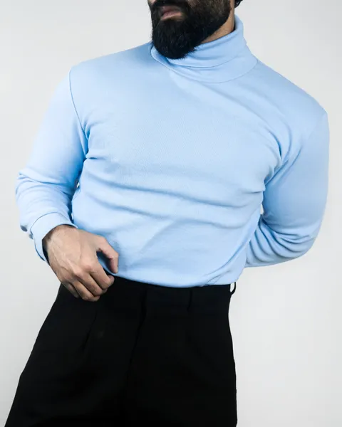 Basics Turtleneck in Baby Blue