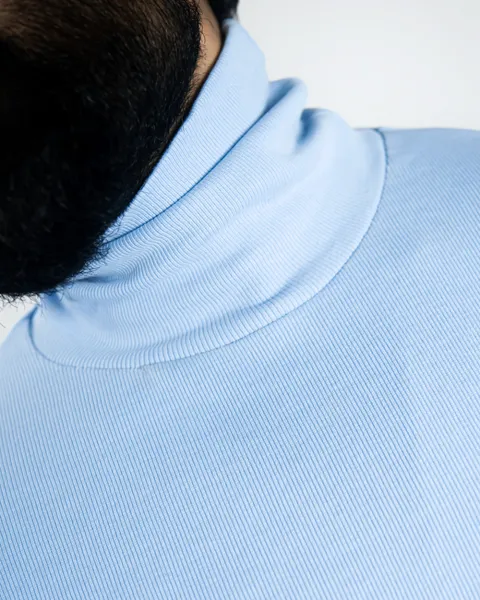 Basics Turtleneck in Baby Blue