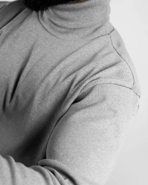 Basics Turtleneck in Grey