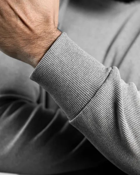 Basics Turtleneck in Grey