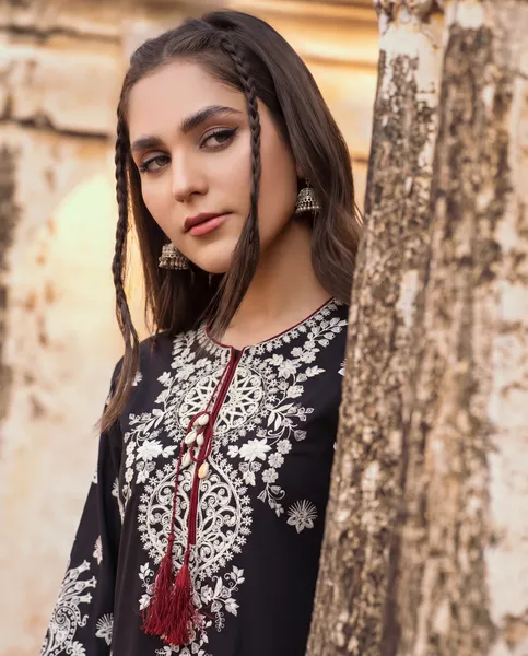 Original Pakistani Sahiba's By Mirza Cotton Embroidered Stitched 2Pc _ Black 