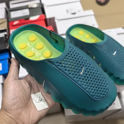 Nike Mind 001 Slide Green