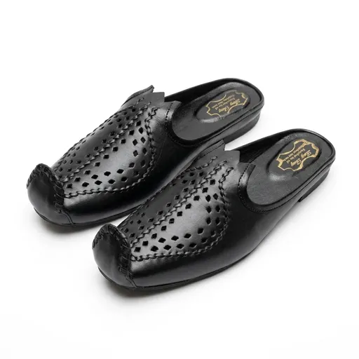 Genuine leather traditional nagra sandals