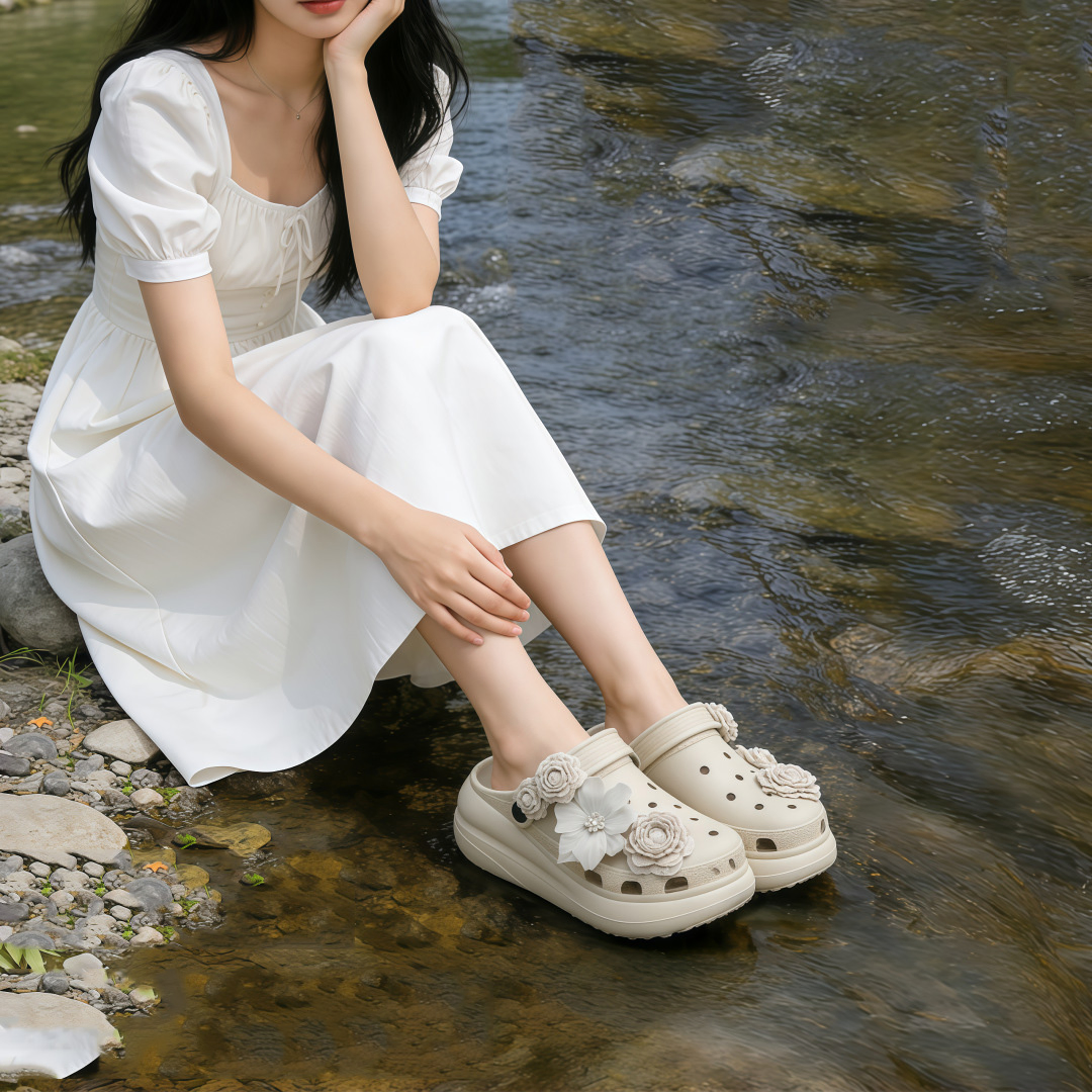 Zenvora Petal Women's Slippers