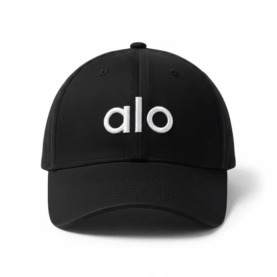 Alo Yoga Off-Duty Cap Black with White