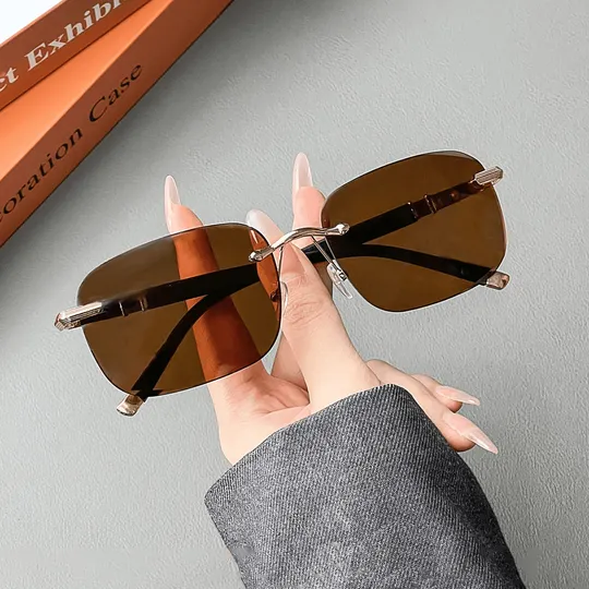 Prestige UV Sunglass