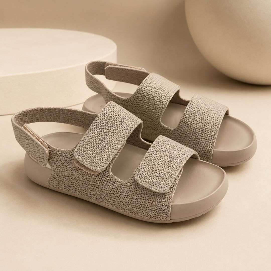 Bata Comfit MOTION V-2 Pale Pink Platform Sandals for Women