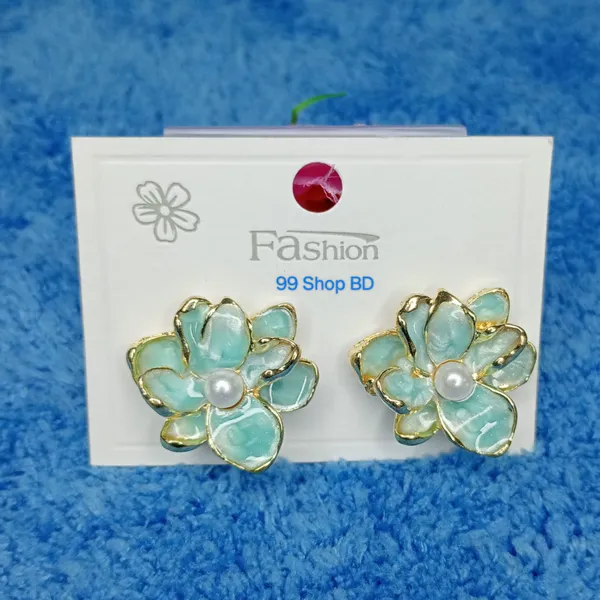 Elegant Flower Stud Earring