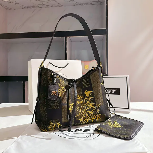 High-End Light Luxury Dragon Whisker Bag