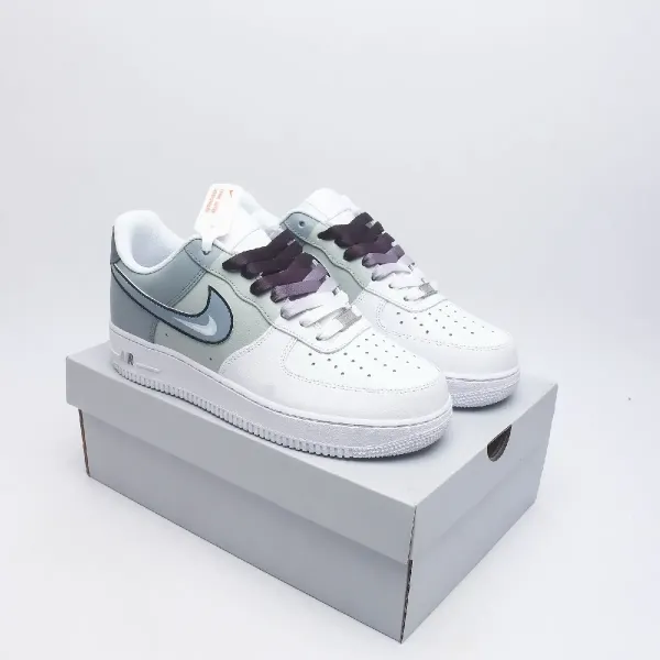 AIR FORCE 1 LOW WHITE IRIDESCENT 1:1