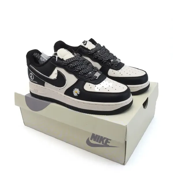 AIR FORCE 1 LOW DAISY METAL 1:1