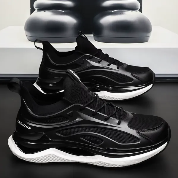 Lightweight Trendy Wear-resistant Running Shoes