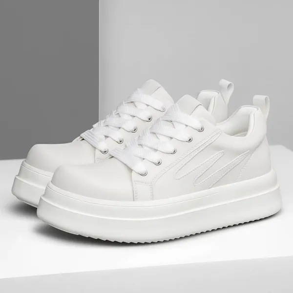 Lightweight Rise Low Cut Fashionable Sports Shoes