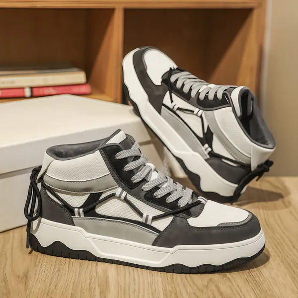 Fashionable and Trendy Soft Soled Casual Shoes