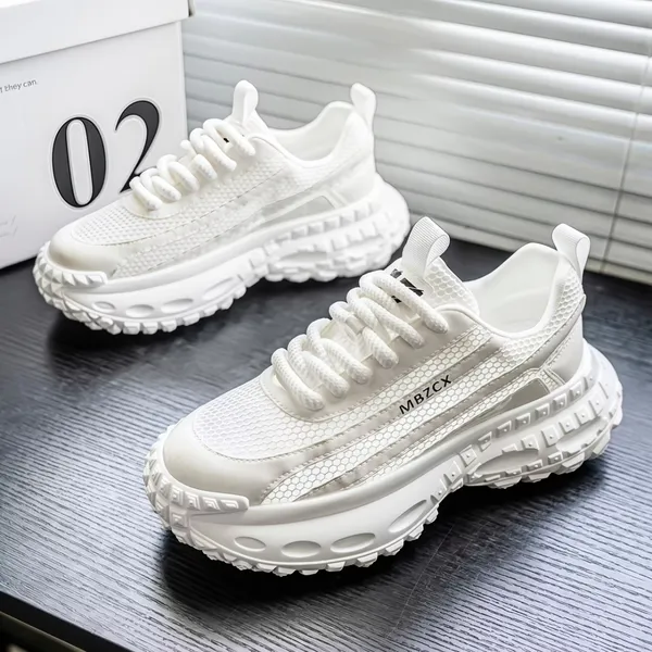 Fashionable Soft Soled Low Cut Anti-Slip Shoes