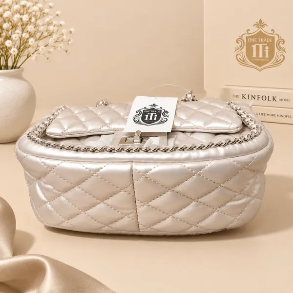 Luxury White Quilted Chain Shoulder Bag – Imported Premium Women’s Handbag