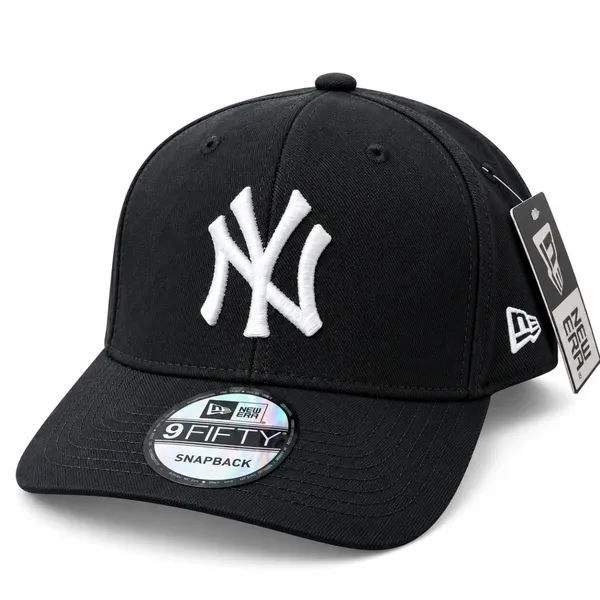 New Era 9FIFTY Black New York Yankees Snapback Cap
