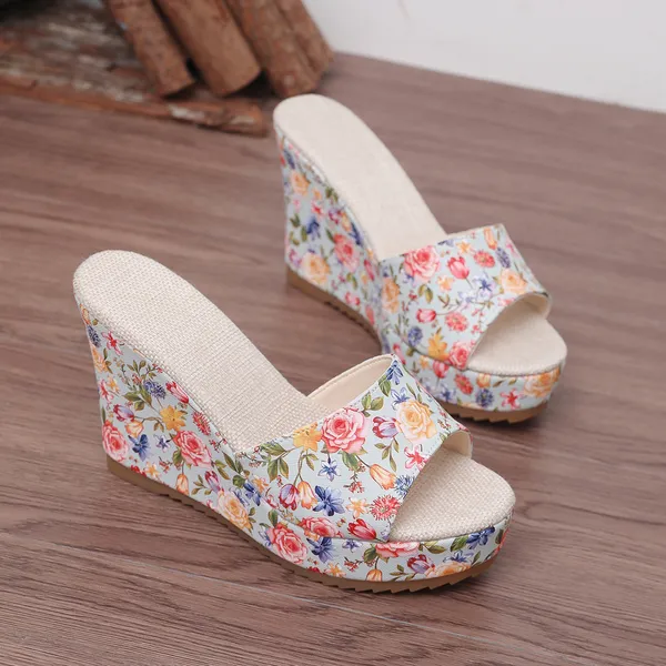 FLORA-RISE WEDGES