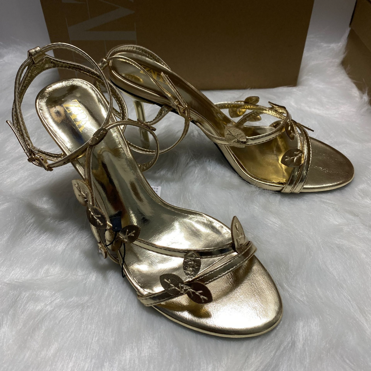 OPULENCE VINE HEELS