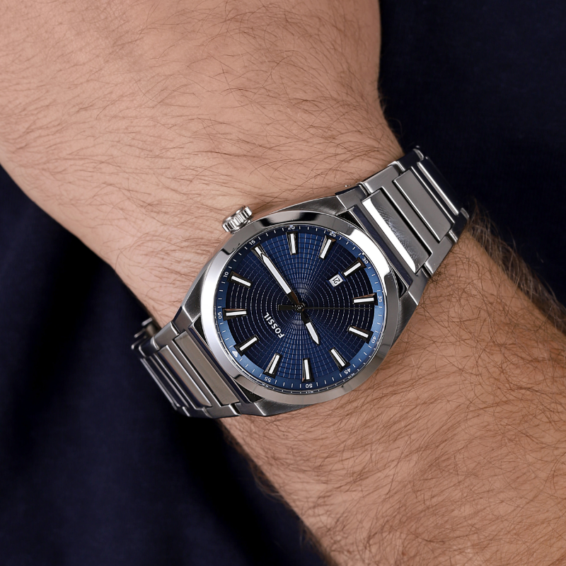 Fossil Everett Blue Dial Stainless Steel Quartz Men display picture 3